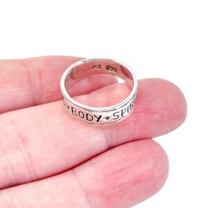 Vintage Sterling Silver 925 LOVE • PEACE • MIND • BODY • SPIRIT Ring Size 8.25